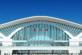 厦门火车站今日起实行新列车运行图图片