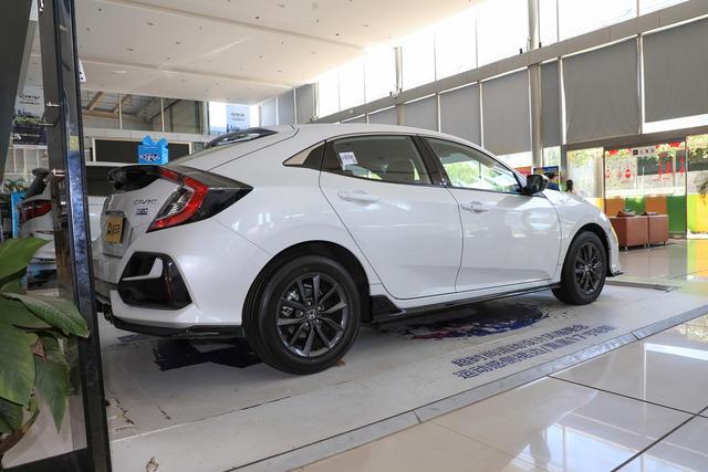 解析2020款本田思域:全系1.5t发动机,空间表一般