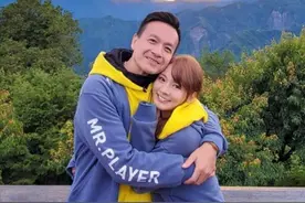 恭喜！49岁台湾男星小钟疑终结单身，与绯闻女友过年回家见家长图片