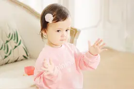 妈妈快学习！秋冬惊艳朋友圈的潮娃穿搭来了图片