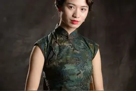 新三言两刻“陈生发财抛弃恩人，市民唾之助其返贫”图片