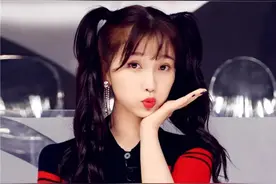 虞书欣女团装，杨超越女团装，孟美岐女团装，看程潇全网男人梦想图片