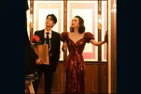 章子怡与小18岁王一博电梯热舞，对视暧昧乐开花，汪峰不吃醋？图片