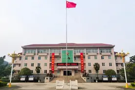第71集团军：2020“官之初”集中淬火，百炼成钢奔赴战位图片