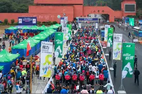 “丹霞100跑山赛”本周末即将启幕，你想了解的赛事干货都在这里→图片