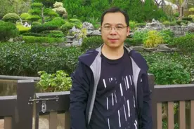 河南“网红”男老师：37岁评为正教授，投身科普，坐拥百万粉丝！图片