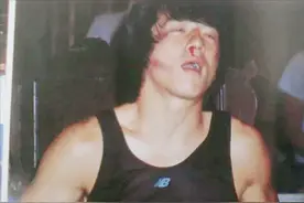 成龙拍戏下狠手惹恼宾尼，两人假打变真打，快餐车你不知道的事图片