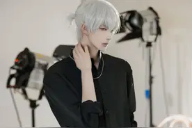 疯狂心动！《光与夜之恋》齐司礼cos，我直接喊老公图片