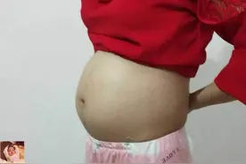 为啥有的孕妇三个月就显怀，有的六个月都不显？与这六大因素有关图片