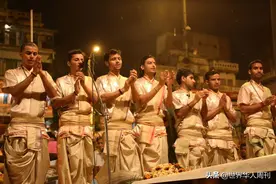 大批印度人拍抖音：“我是贵族，中国女孩都爱我们”，简直没下限图片