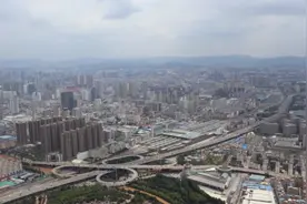 昆明关上片区翻新在即 日新路以南4个社区207万㎡建筑6月启动拆迁图片