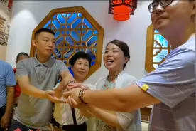从母子吵架中听出了什么？图片