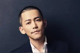 曾经比张杰还红，却被兄弟睡了女友，因为出手惨遭封杀负债累累图片