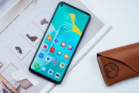 HONORTechChic一种潮流生活，不一样的时尚潮流：荣耀30S图片