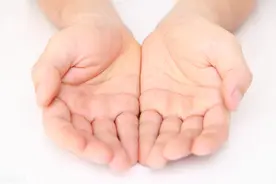 手部湿疹VS手癣，别再傻傻分不清了图片