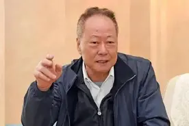 深圳隐形富豪：1000亿身家，公司不上市不欠钱，国籍却不在国内？图片