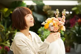 花20年采访上万人，鲁豫感叹：我喜欢适度的孤单图片