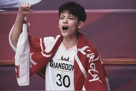 顶级对撞，杨舒予大战王思雨，鲁粤打出WCBA首轮最激烈一战图片