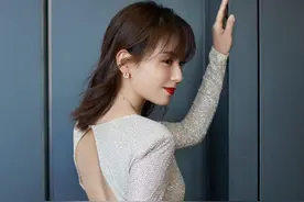 自律很重要：42岁刘涛括号臀马甲线，4个瑜伽体式打造维秘身材图片