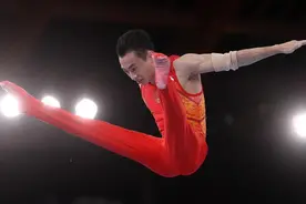 中国体操“翻”得好！东京奥运斩获3金3银2铜，打了一场漂亮翻身仗图片