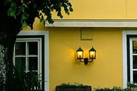 真正会说话的人：不问人私、不言人非、不揭人短图片