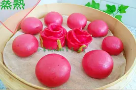 火龙果和面，蒸熟后颜色变淡，如何固色？馒头要蒸多少时间是关键图片