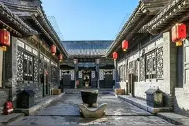 俗语“宁住过头屋，不住露肘屋”，过头屋及露肘屋是啥？图片