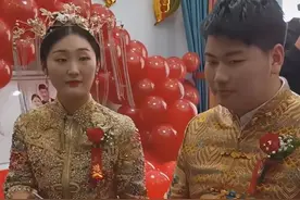 大衣哥儿媳家世曝光，却遭无数谩骂：比贫穷更可怕的是嫉妒图片