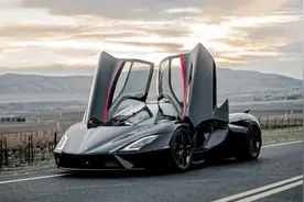 极速482.8km/h，量产车世界纪录图片