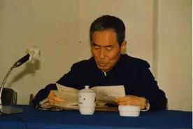 「解析河南教育世家的传承密码」邢澄：三代人不曾远离三尺讲台 择一事终一生传师道扬家风图片