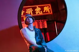 张艺兴再被安利，作品火到国外，解约后口碑果然好了图片