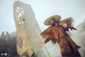 小说：天赋测试，一道光为一品，小伙抬手间，竟散发出十道神芒图片