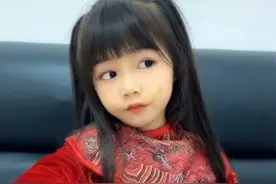 4岁女孩拥有天使面容，却无法开口说话，妈妈：孩子是来渡劫的图片