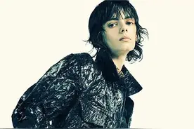 连接过去与未来，被Givenchy锁了图片