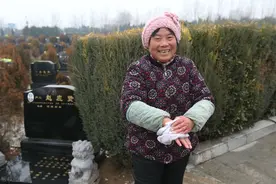 本以100元档次入的农村养老保险，能以3000元档次一次性补缴吗？图片