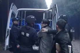 重生：宫永年为何不供出串店老板？秦驰应该没死，他想和冯潇复婚图片