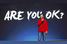 雷军与“小爱同学”尬聊翻车，人工智能还是智障？
