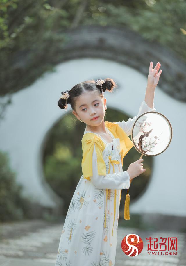 ��ʫ����Щ�������������֣�һ����һ����