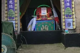 重庆忠县父母去世后的礼仪规矩（一），佩着长孝千万莫进别人屋门图片