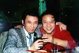 牛群败走蒙城往事：上任两年引资5亿，却因"裸捐"壮举放声大哭图片