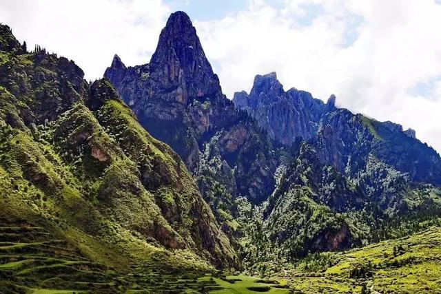 跟着郑州户外驴友团，徒步中国十大非著名山峰