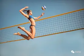 如何拥有马甲线、bikini线和沙滩Party？来场沙滩排球的完美碰撞图片