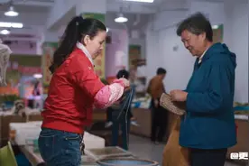 群访那些“无名之辈”，无力感和宿命感裹挟，他们努力活得精彩视频封面