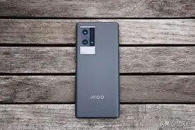iQOO9 Pro秀肌肉，4nm强芯+IP68+125W，新增1TB大内存图片