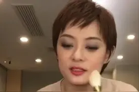 孙俪开直播直言“赚奶粉钱”，关掉美颜的那一刻，粉丝沸腾了图片