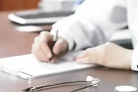 医师考试总结：内科主治医师考试：急性肾盂肾炎考点汇总！图片