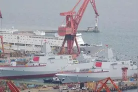 055将服役多少艘？6个航母战斗群，6个远征打击群，20艘未必够用图片
