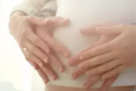 怀孕后孕妈要远离的三种声音，不要以为胎儿听不到，影响蛮大的图片