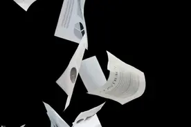 德勤举报门揭开四大那些不能说的秘密，业内人士：为“金主”做看门人，不可能完全保持客观公正图片