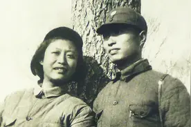 这位开国上将出身贫寒，却娶了超级大富豪的女儿当老婆视频封面